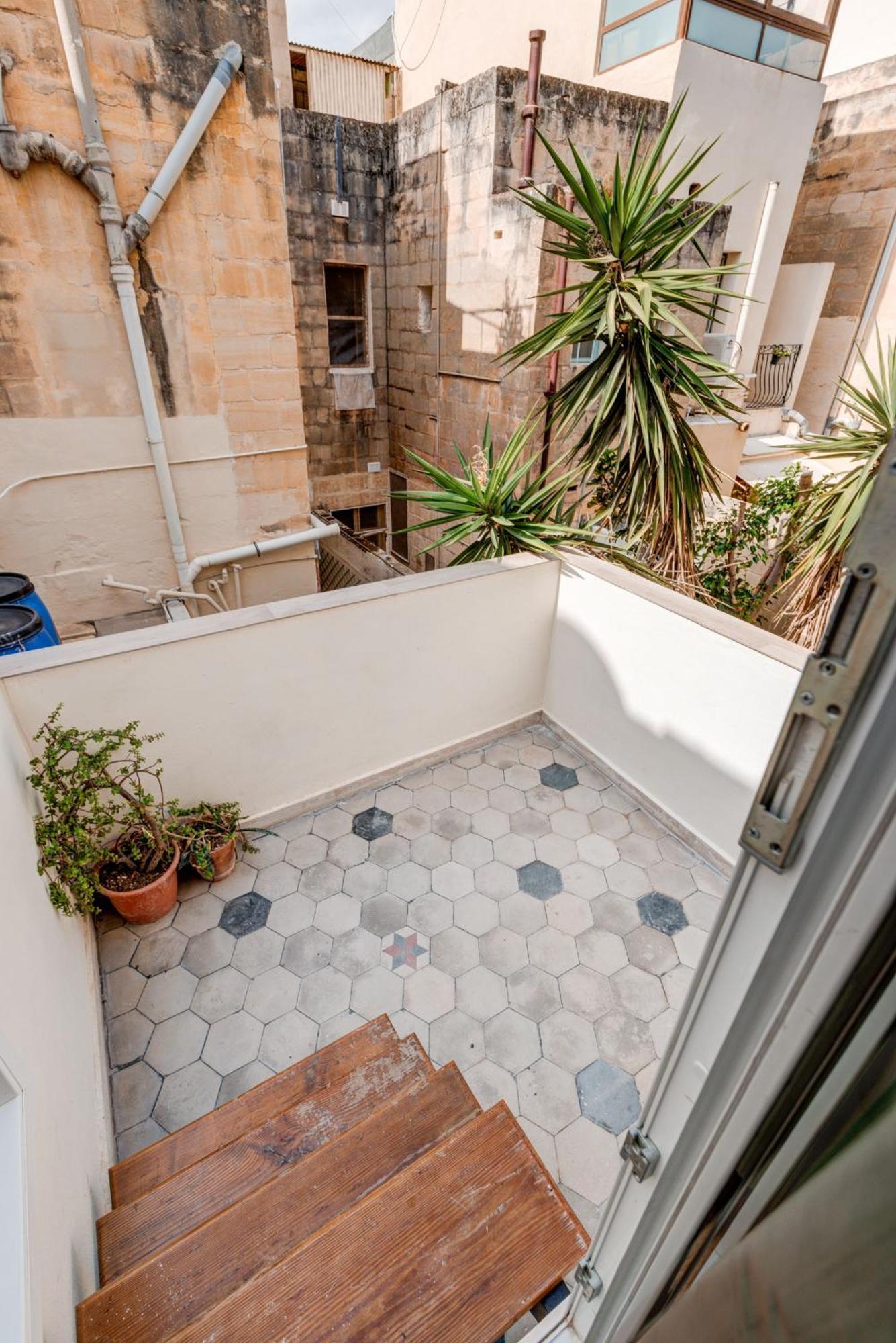 Piju Lux Apartments Sliema Exterior photo